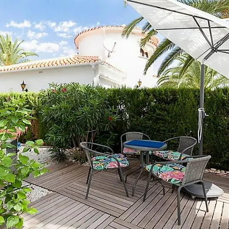 Casa Doris * Denia
